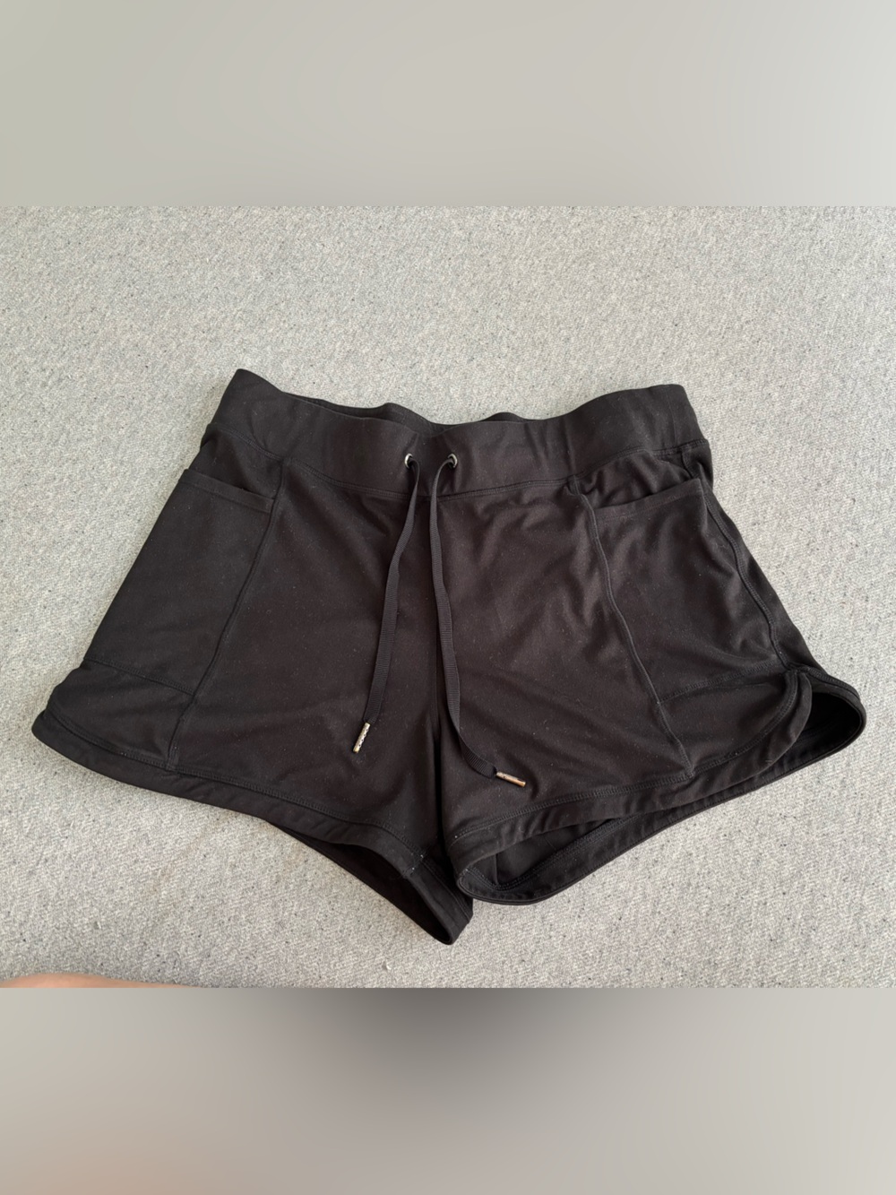 GAIAM Black Women's Athletic Shorts with Drawstring Large
